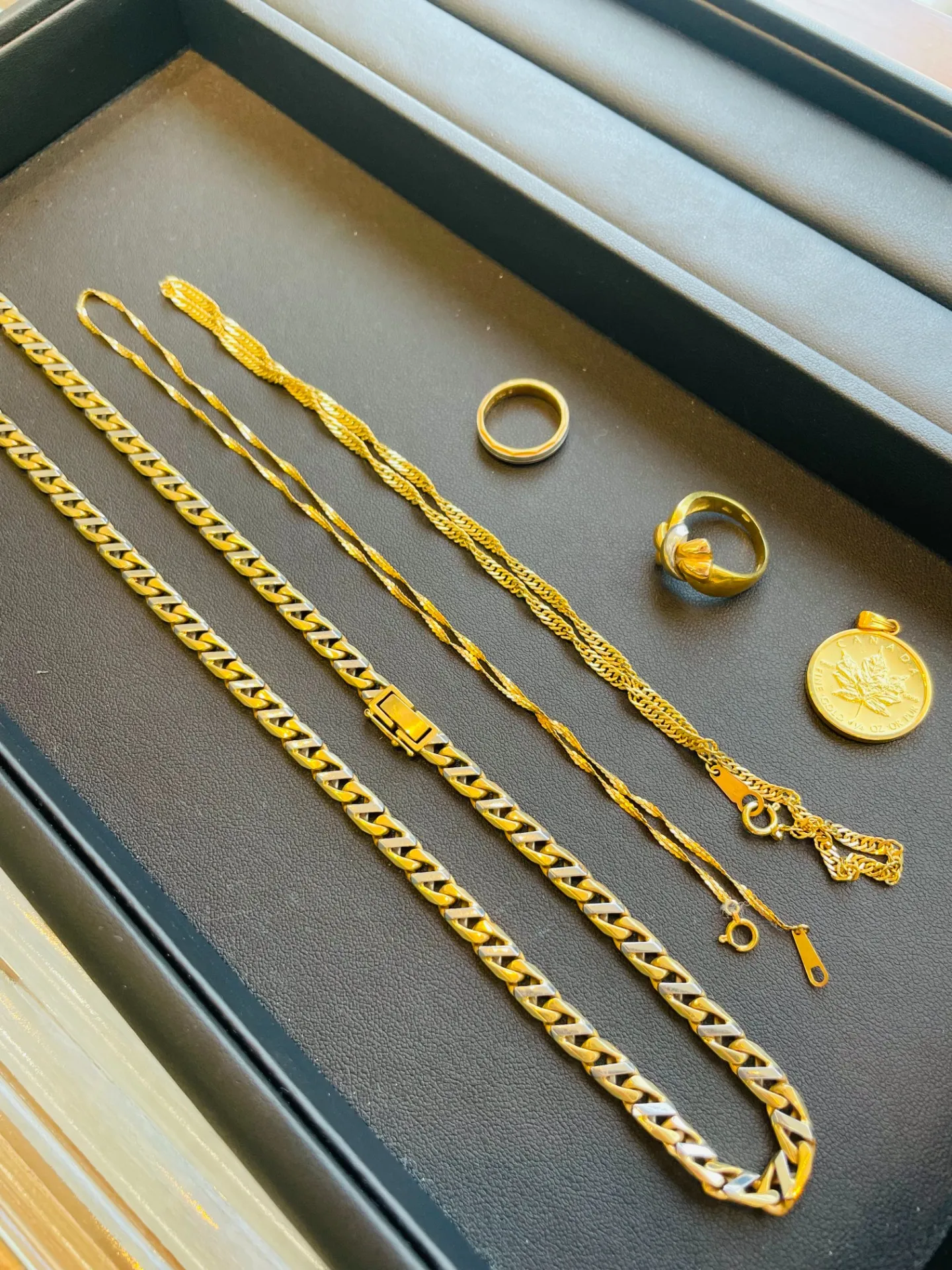 金・プラチナアクセサリーの買取