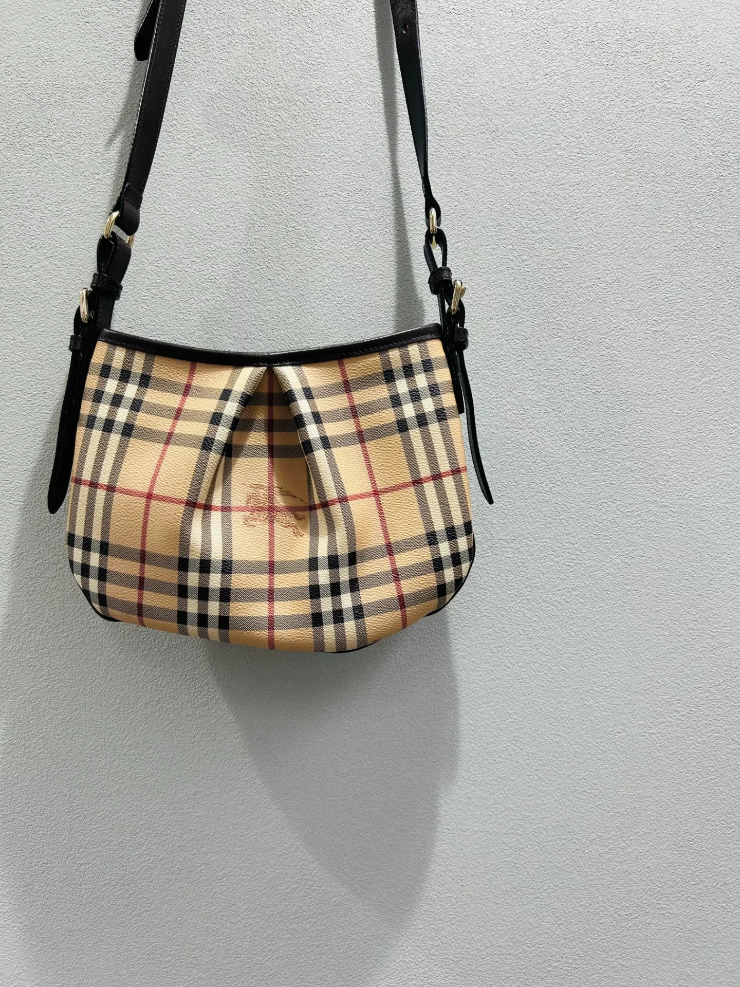 バーバリー ショルダーバッグの買取