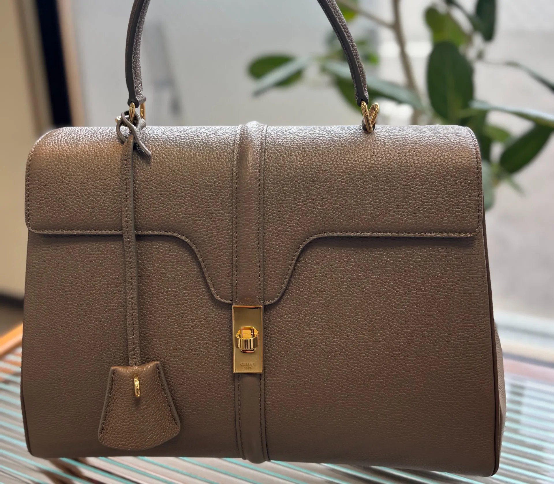 セリーヌの名品「セーズ」をお買取りしました！