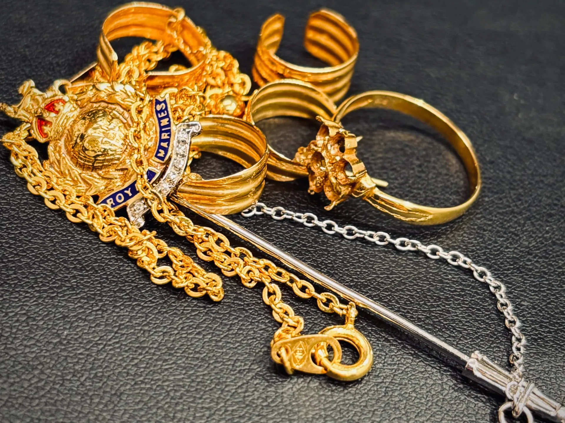 【買取専門店トクラ 宇治店】貴金属を高価買取りいたしました!