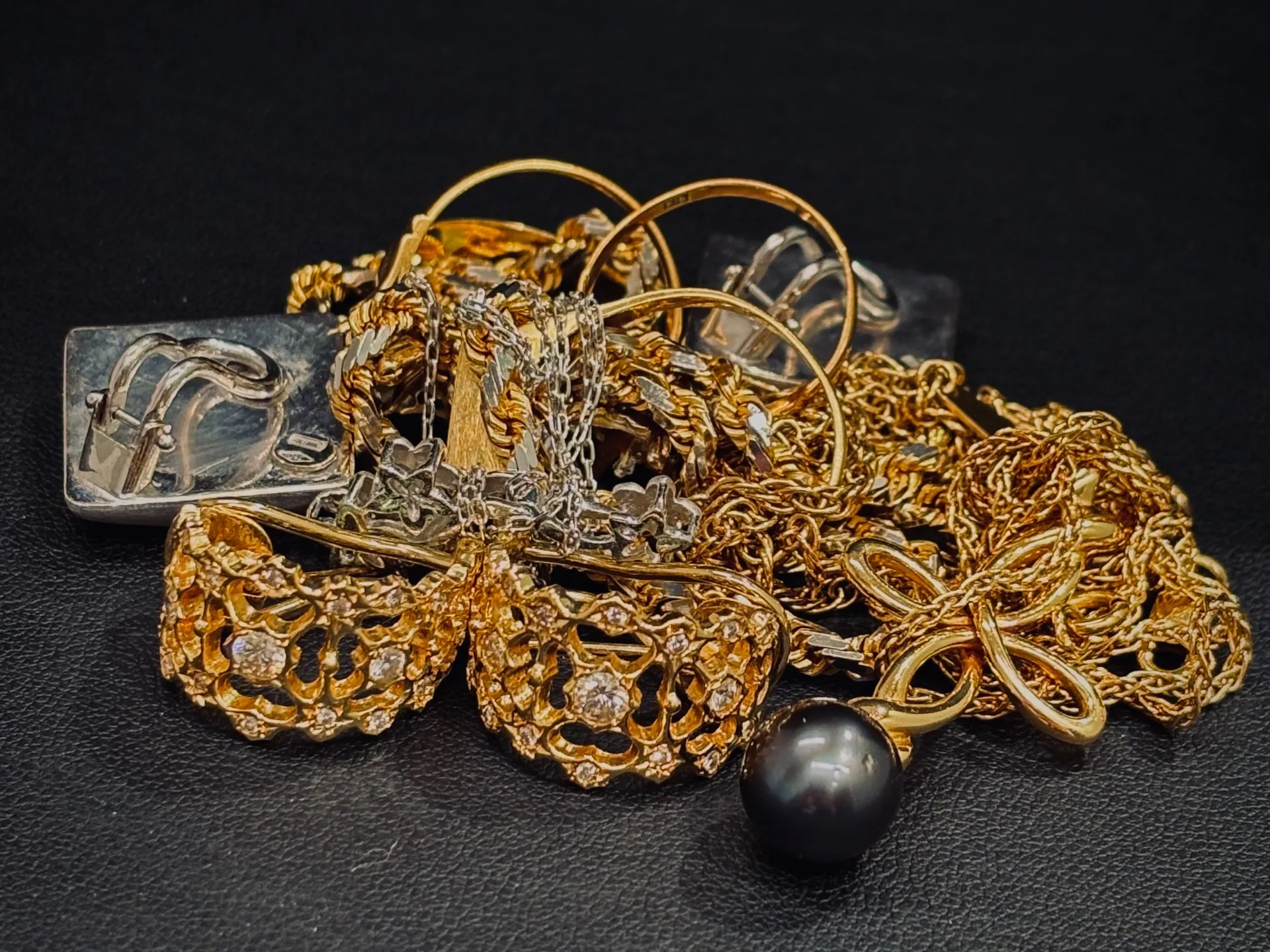 新年スタート！【買取専門店トクラ 宇治店】貴金属・宝飾品をお買取りしました！