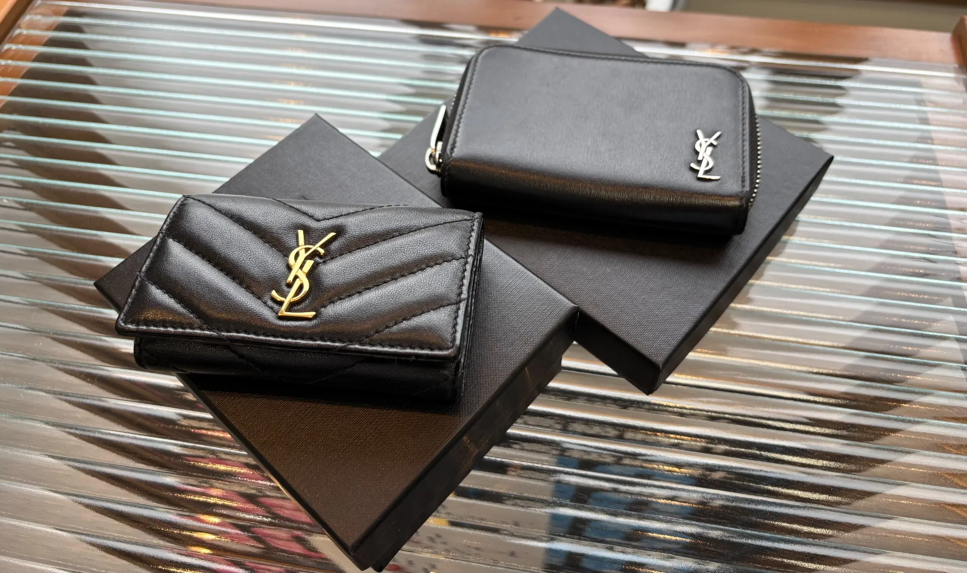 【買取専門店トクラ 宇治店】サンローランの洗練された小物をお買取りしました！