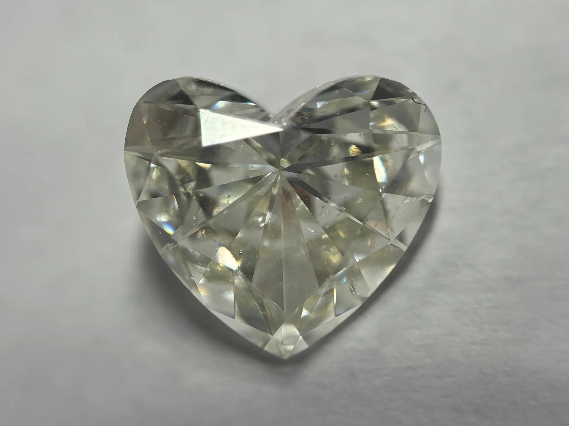 【買取専門店トクラ】ハートシェイプ ダイヤモンドルース 3ct をお買取りしました！